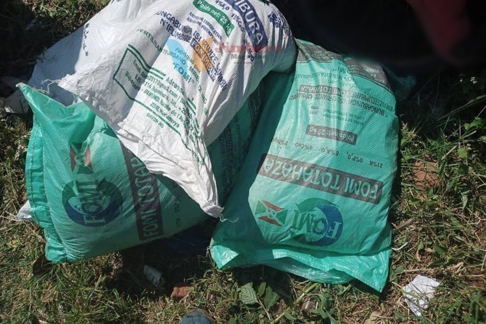 Makamba : Une grande quantité de fertilisants FOMI trouvée chez des ...